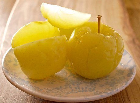 Вариант 2: Мочёные яблоки в домашних условиях в банках на зиму - быстрый рецепт